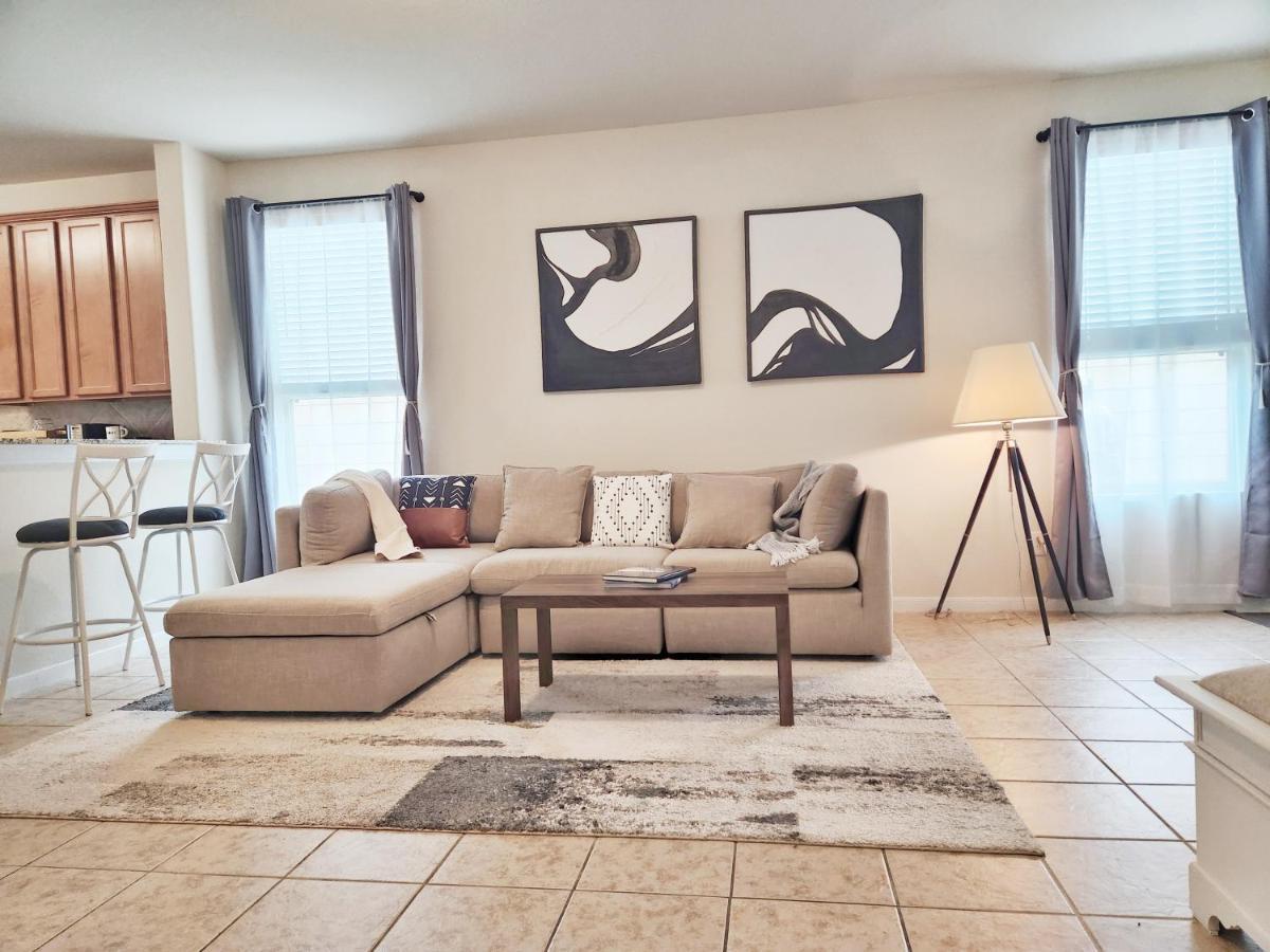 4 Bedroom Home Near Downtown Med Center Nrg Stadium Pearland Skyview Long By Ion Rentals Houston Luaran gambar