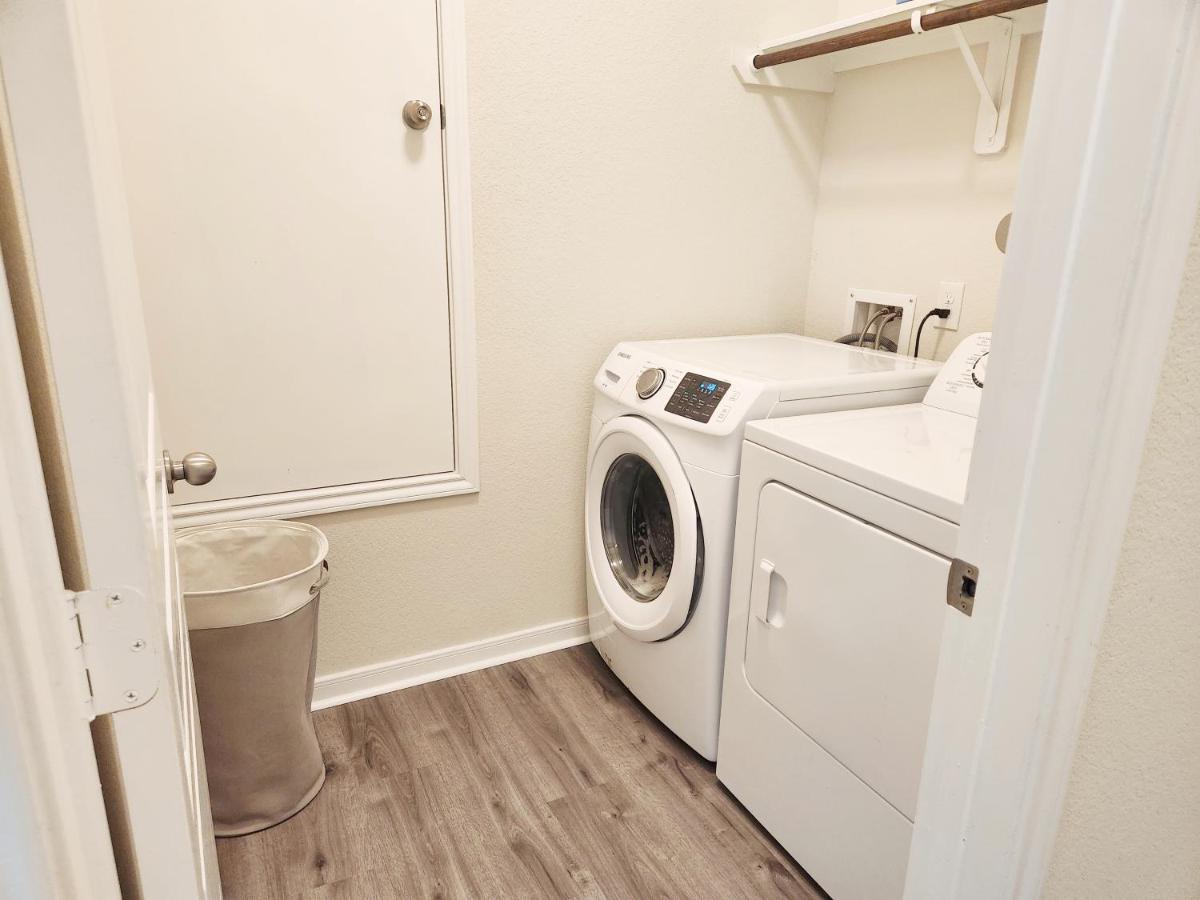4 Bedroom Home Near Downtown Med Center Nrg Stadium Pearland Skyview Long By Ion Rentals Houston Luaran gambar