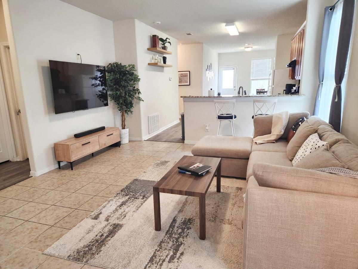 4 Bedroom Home Near Downtown Med Center Nrg Stadium Pearland Skyview Long By Ion Rentals Houston Luaran gambar