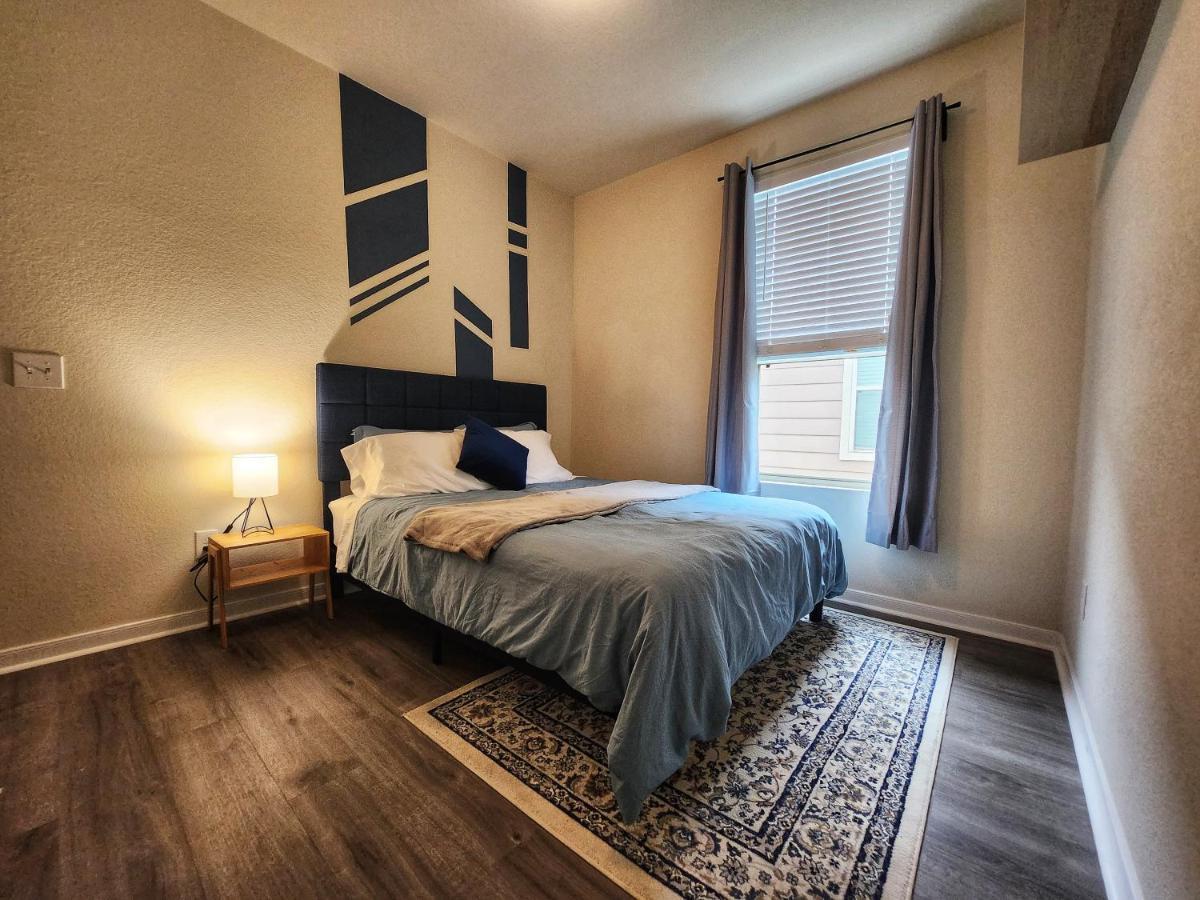 4 Bedroom Home Near Downtown Med Center Nrg Stadium Pearland Skyview Long By Ion Rentals Houston Luaran gambar