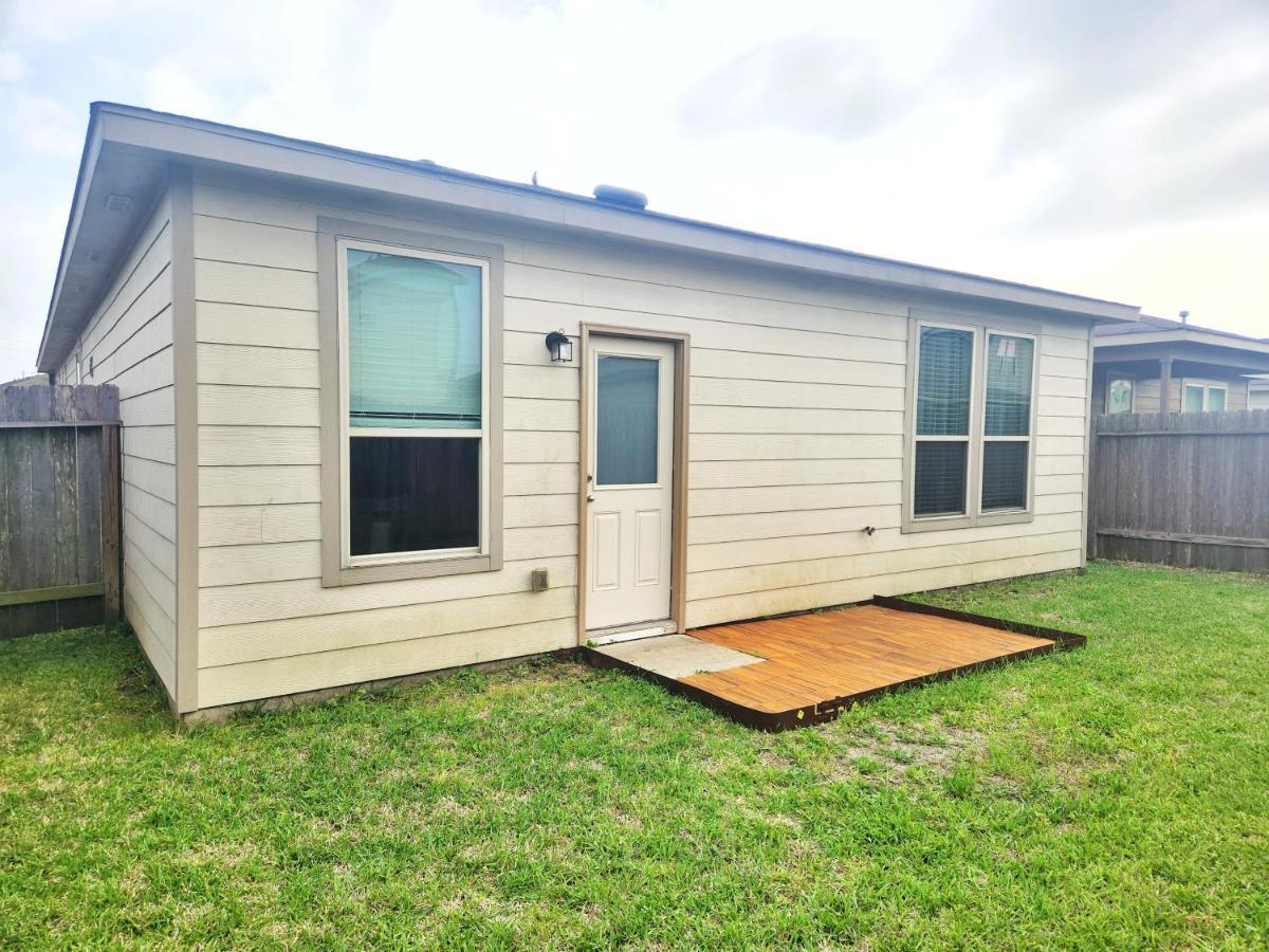 4 Bedroom Home Near Downtown Med Center Nrg Stadium Pearland Skyview Long By Ion Rentals Houston Luaran gambar