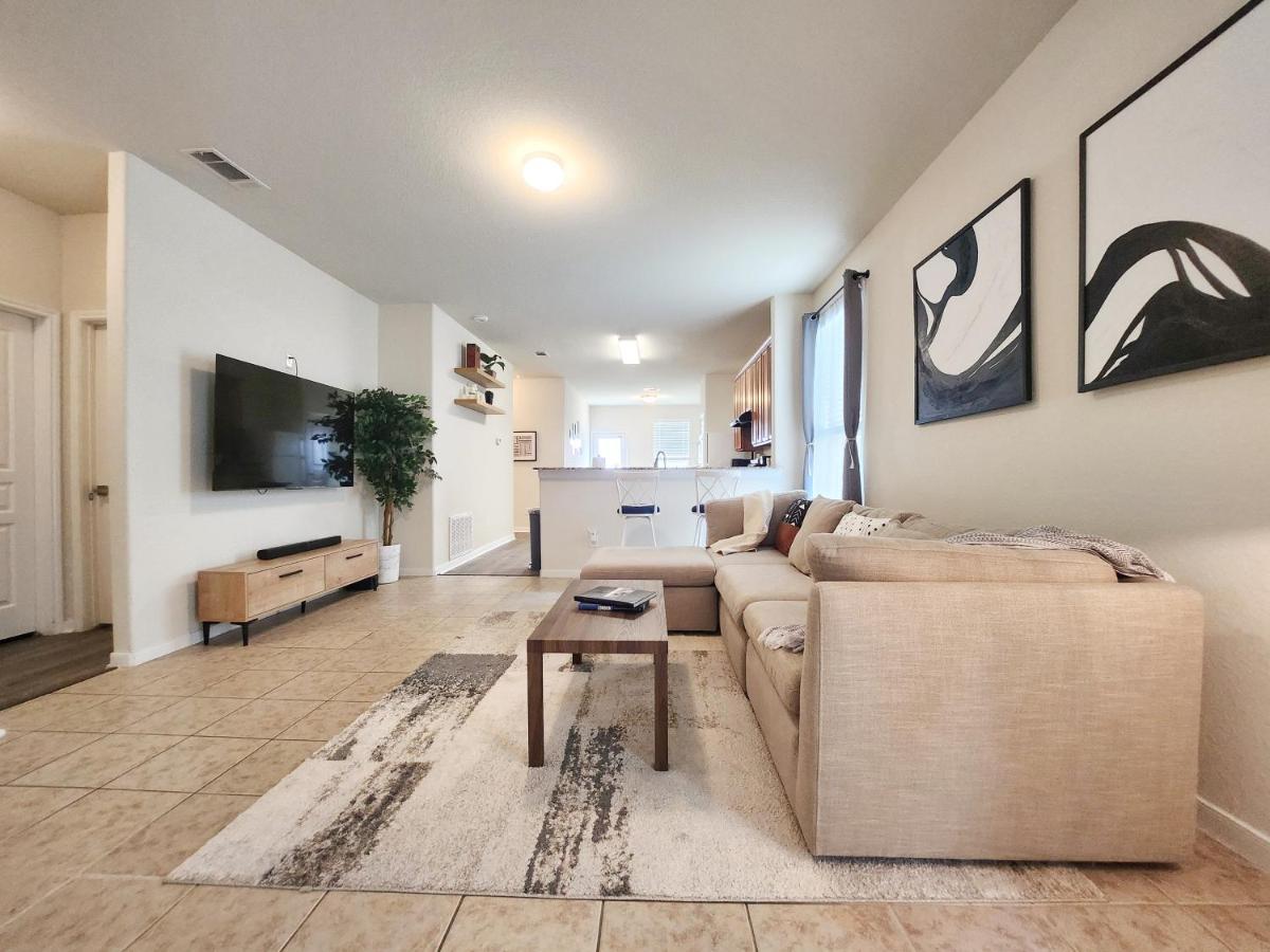 4 Bedroom Home Near Downtown Med Center Nrg Stadium Pearland Skyview Long By Ion Rentals Houston Luaran gambar